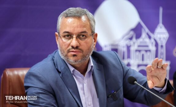 برگزاری اولین نشست پاسخگویی مسکن بهشت با حضور کارکنان و مدیران قرارگاه مسکن