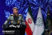 تقدیر فرمانده سپاه محمد رسول الله(ص)تهران از شهردار پایتخت برای اقدامات در دوران جنگ و بازسازی