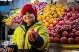 گزارش تصویری/ حال و هوای بازار مشهد در آستانه شب یلدا