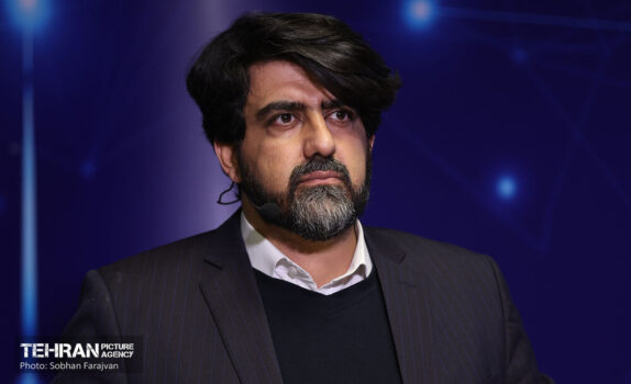 در شهرداری تهران قرار گذاشتیم در روزهای جنگ نگذاریم آب در دل شهروندان تکان بخورد