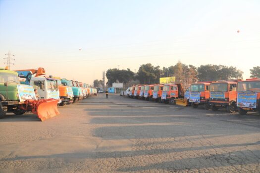 توزیع ۳۰ دستگاه ماشین‌آلات برف‌روبی به مناطق تهران/ استقرار کانکس بازیافت زباله در هر ناحیه از پایتخت