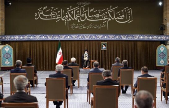 تکذیب دیر رسیدن روحانی به جلسه با رهبر انقلاب/ امکان گرفتن عکس یادگاری نبود