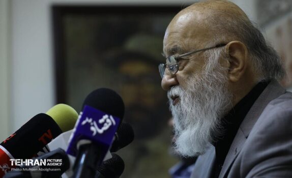 در اولین روز حمله رژیم صهیونی مقام معظم رهبری با درایت شرایط را به بهترین شکل ساماندهی کردند