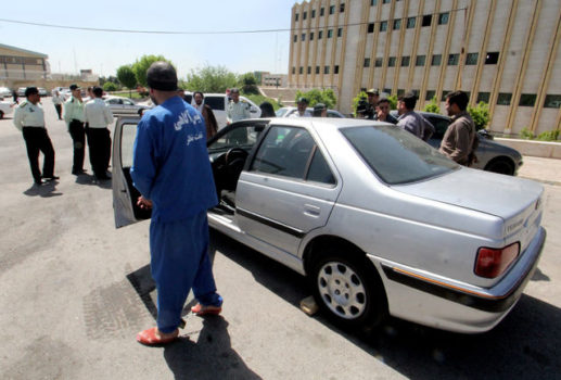 پلیس: سارقان خودروها در پارکینگ‌های مرزی دستگیر شدند