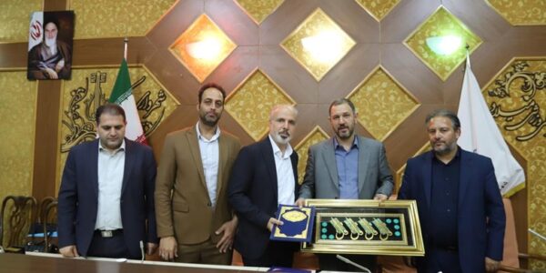 شهرداران باید وارثان راستین راه شهید باکری باشند/ تأکید بر لزوم تحول نگرش دولت به مدیریت شهری