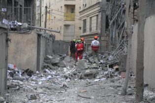 ۱۰۰ روز زندگی کاپیتان در هتل/ مردی که دل به خاک وطن سپرد