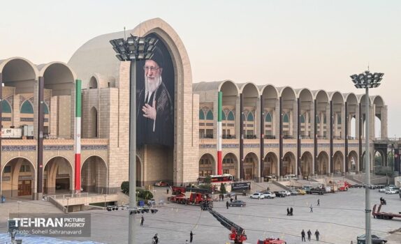 چگونه از ۱۴ مبادی ورودی خود را به مصلی تهران برسانیم؟ + راهنمای کامل استفاده از ناوگان عمومی و موشنگرافیک