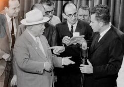 فیلم/ «قله خروشچف» و «قله ما»