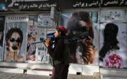 طالبان: لوازم داخل آرایشگاه‌های زنانه حرام است، وضو را باطل می‌کند