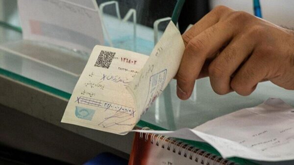 چکهای کاغذی از دور خارج میشود