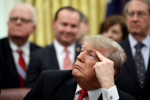 ترامپ: من کسی نیستم که با ایران وارد جنگ شوم/ جنگ من اقتصادی است