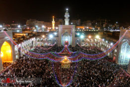 تصاویری از حال و هوای حرم رضوی در شب میلاد امام رضا(ع)