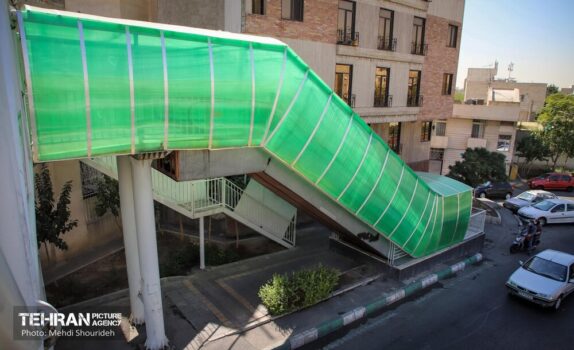 نصب ۲۲ یونیت پله برقی در پل‌های عابر پیاده تهران/ نوسازی ۹۴ یونیت به پایان رسید