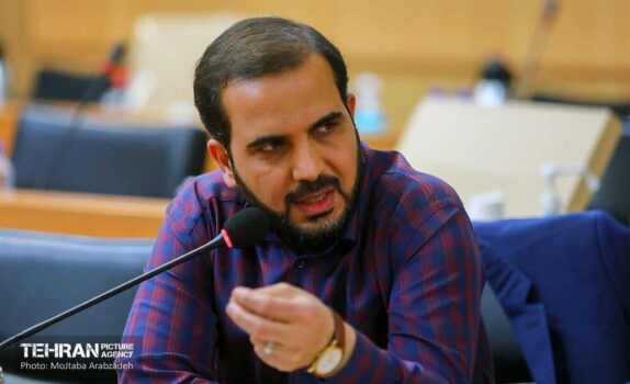 دولت مصوبات مجلس درباره کنترل آلودگی هوا را اجرا نکرده است