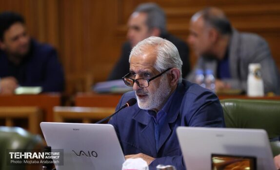 دوقطبی‌سازی سم مهلک است؛ باید به مردم امید داد