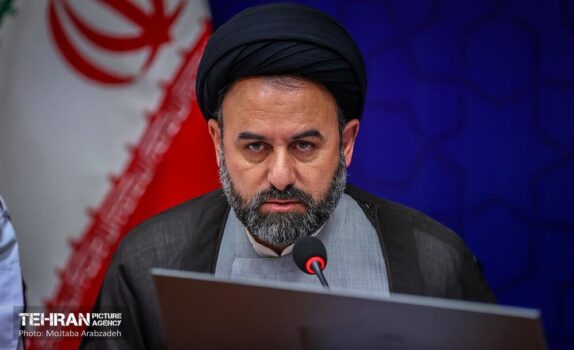 اهمال مدیریت شهری پنجم هزینه ساخت پایانه شرق را حدود ۱۹ برابر کرد/ فرونشست ۲۰ سانتیمتری زمین در منطقه ۲۰ با اشتباه آبفا
