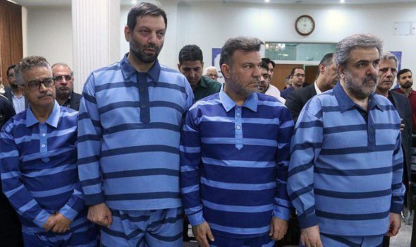 «پهلوان» پدیده در لباس زندان (عکس)