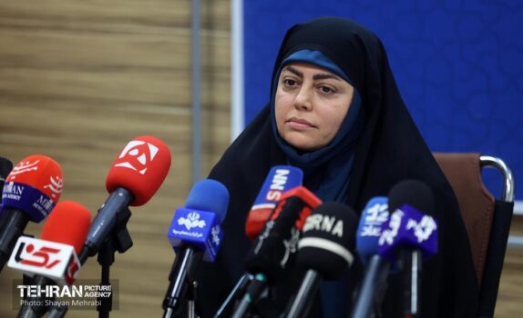 رونمایی از سامانه تاکسی اینترنتی؛ شنبه/ قیمت کمتر از دیگر مسافربرهای اینترنتی است